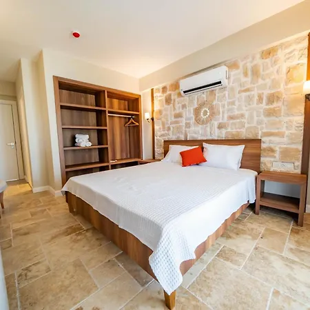 Homestay Thales *