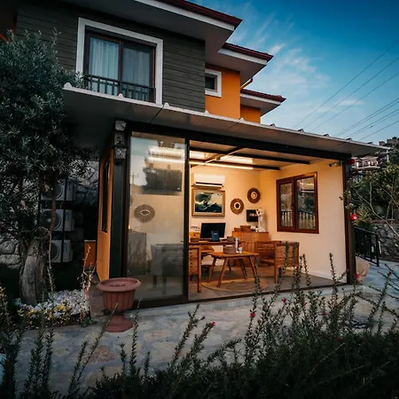 Homestay Thales