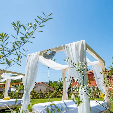 Thales Homestay szállás